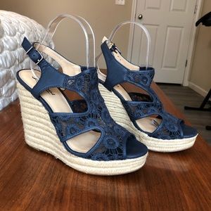 Lucky Brand Remy espadrilles blue crochet lace 9